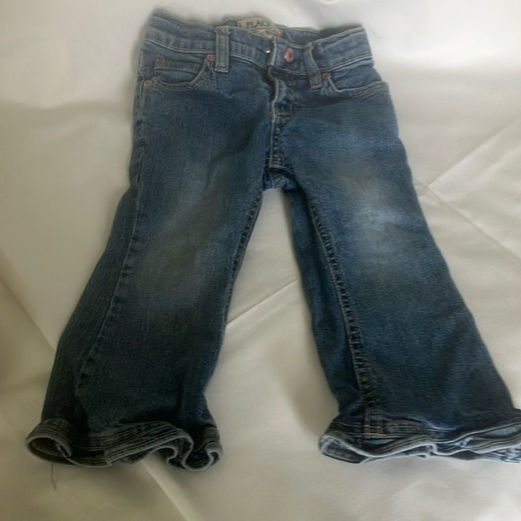 Kids Green Blouse Orange Patterned Kids Top and Ruffled Bell Bottom Jeans - Picture 6 of 7